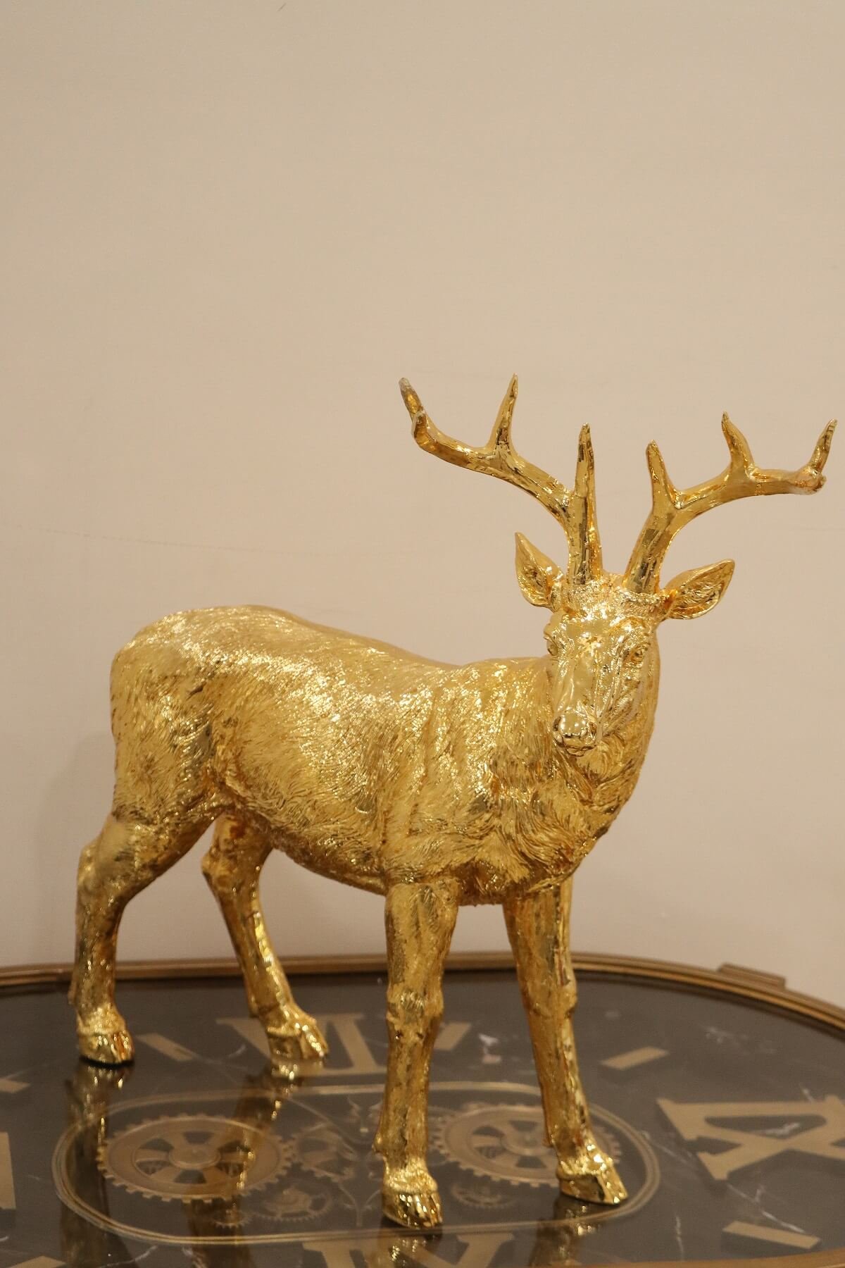 Majestic Golden Stag – Luxury Decorative Deer Figurine - Image 3