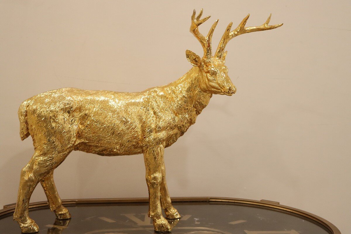Majestic Golden Stag – Luxury Decorative Deer Figurine - Image 4