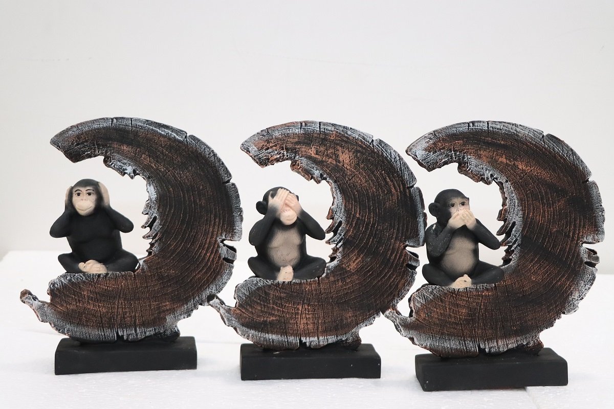 Wooden Style “Three Wise Monkeys” Decorative Set